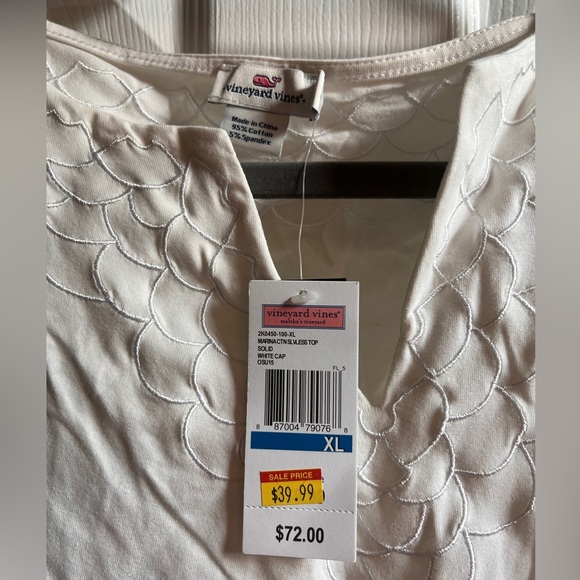 Vineyard Vines White Top - Picture 2 of 3
